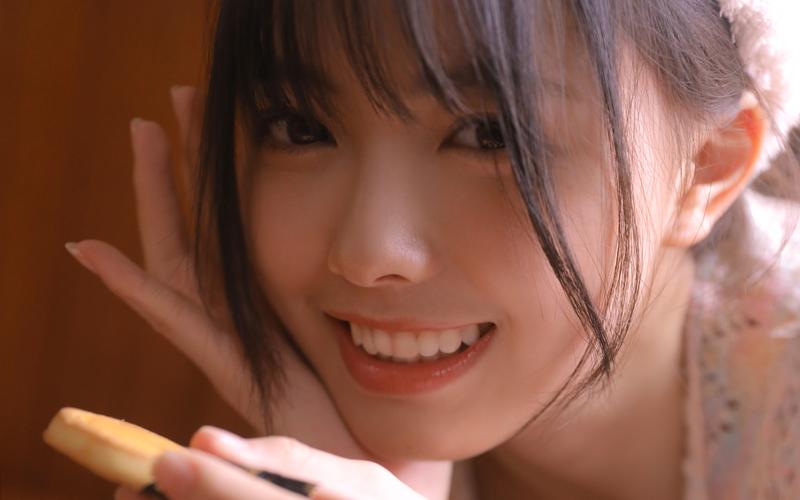 74549.cσm查询开奖记录和员工点评女观众外貌与员工点评女观众外貌的句子