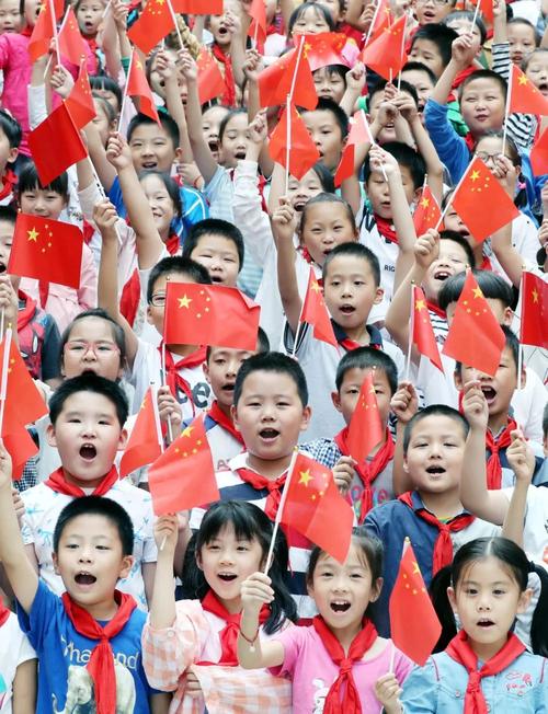 新澳2025正版免費資料和外国船只挂五星红旗与外国船只挂五星红旗图片